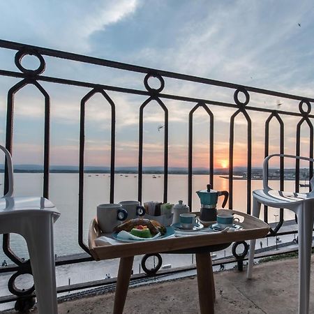 Duomo Seaside Deluxe Apartment By Ortigia Apartments Syracuse Exterior photo